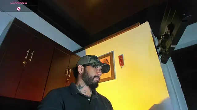 Snapshot of CamiloGray_ chatting on January 2026 02:55:02 PM CamiloGray online show from January 2026 02:55:02 PM