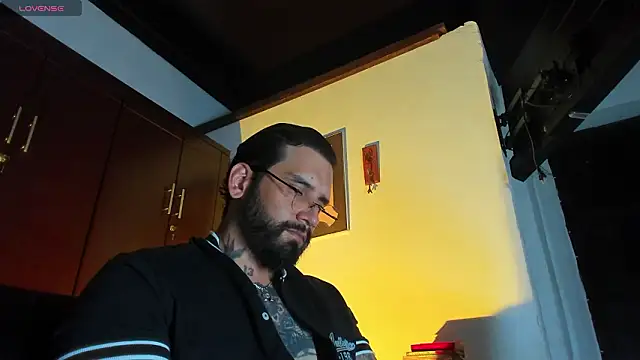 Snapshot of CamiloGray_ chatting on February 2026 01:54:01 PM CamiloGray online show from February 2026 01:54:01 PM