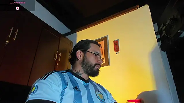 Snapshot of CamiloGray_ chatting on February 2026 02:47:02 PM CamiloGray online show from February 2026 02:47:02 PM