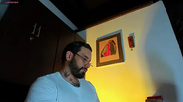 Snapshot of CamiloGray_ chatting on March 2026 03:29:02 PM CamiloGray online show from March 2026 03:29:02 PM