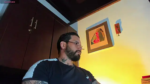 Snapshot of CamiloGray_ chatting on March 2026 02:23:01 PM CamiloGray online show from March 2026 02:23:01 PM