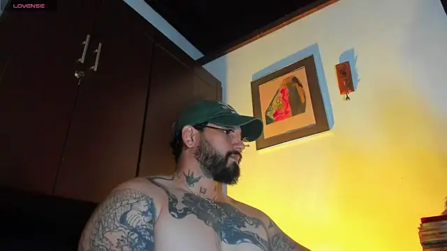 Snapshot of CamiloGray_ chatting on April 2026 03:19:02 PM CamiloGray online show from April 2026 03:19:02 PM