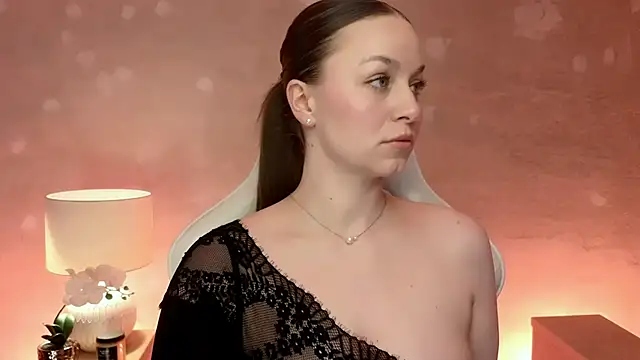 Snapshot of MilaFleur chatting on March 2026 03:17:01 PM MilaFleur online show from March 2026 03:17:01 PM