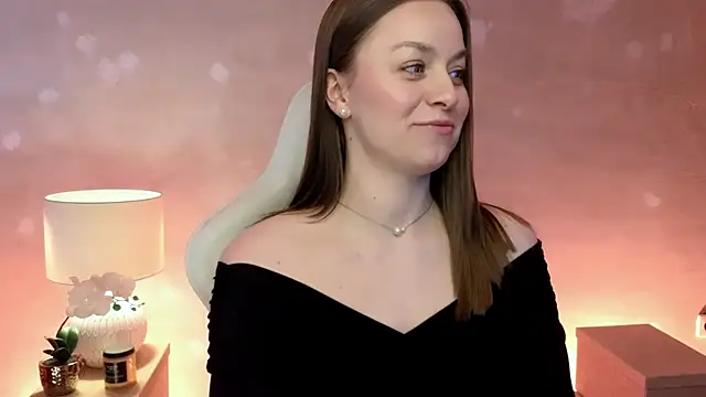 Snapshot of MilaFleur chatting on April 2026 02:28:01 PM MilaFleur online show from April 2026 02:28:01 PM