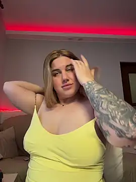 Emma meii online show from October 2025 02:06:02 PM