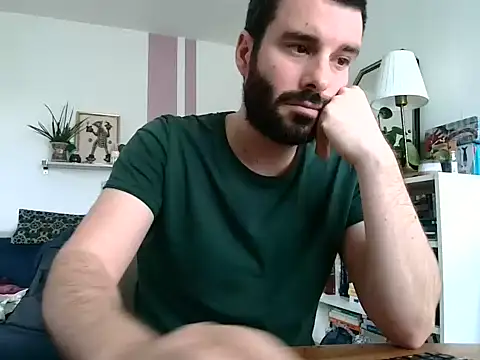 Snapshot of Simon-tem chatting on March 2026 12:42:02 PM Simon-tem online show from March 2026 12:42:02 PM