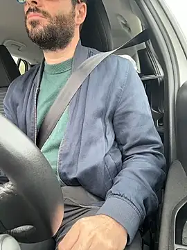 Snapshot of Simon-tem chatting on March 2026 12:32:01 PM Simon-tem online show from March 2026 12:32:01 PM