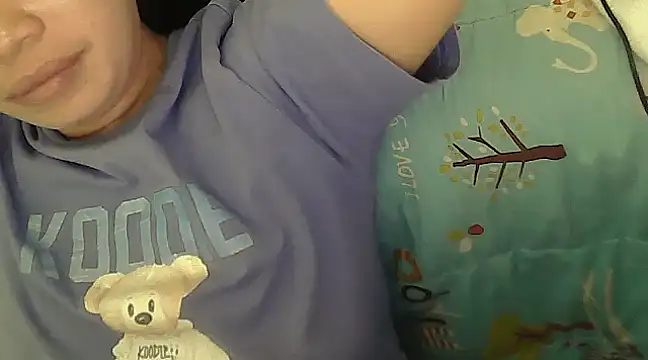 Snapshot of Alexiadreamer chatting on February 2025 07:27:01 PM Alexiadreamer online show from February 2025 07:27:01 PM