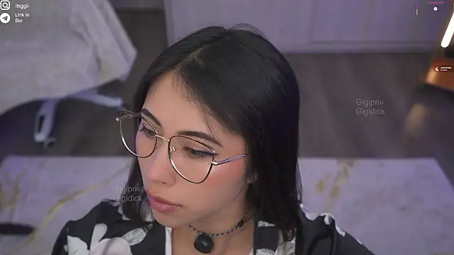 Snapshot of Gigi_ohlala chatting on September 2025 02:16:01 PM Gigi ohlala online show from September 2025 02:16:01 PM