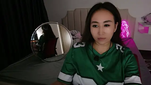 AsianQueens online show from June 2026 01:24:02 PM