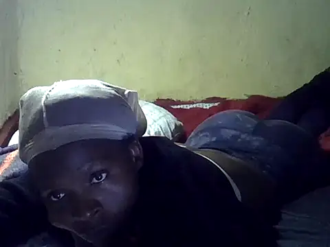 Snapshot of cute-shamza chatting on November 2025 05:28:02 AM cute-shamza online show from November 2025 05:28:02 AM