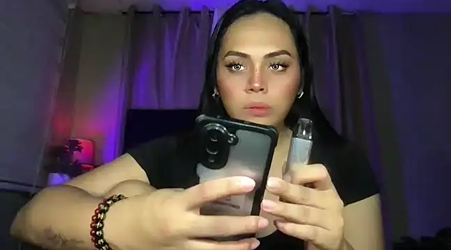 Snapshot of _MissKhimberlyXxx_ chatting on January 2025 08:14:01 AM MissKhimberlyXxx online show from January 2025 08:14:01 AM