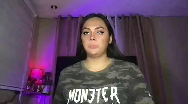 Snapshot of _MissKhimberlyXxx_ chatting on January 2025 07:08:02 AM MissKhimberlyXxx online show from January 2025 07:08:02 AM