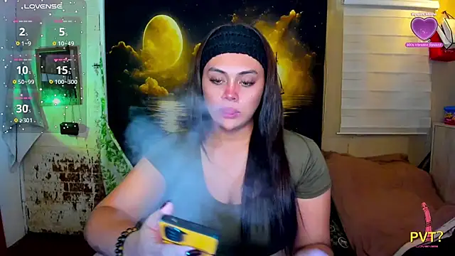 Snapshot of _MissKhimberlyXxx_ chatting on October 2025 01:33:02 PM MissKhimberlyXxx online show from October 2025 01:33:02 PM