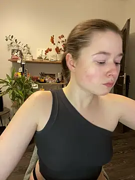 sweetest pie online show from March 2025 10:32:01 PM