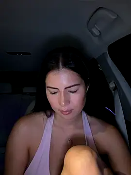 clairewntr online show from November 2025 08:07:01 PM