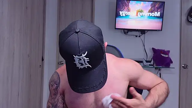 Latino stud4u online show from July 2026 12:20:01 PM