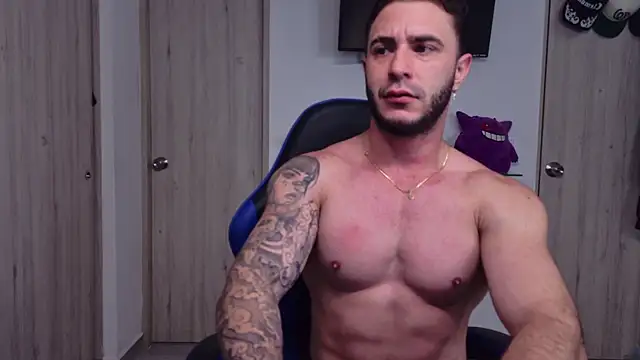 Latino stud4u online show from July 2026 12:19:01 PM