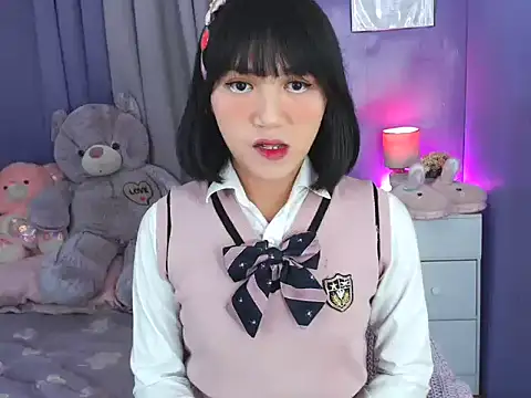 urlovelyfreya online show from November 2025 07:17:01 PM