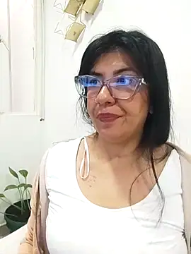 Snapshot of aisha_latina chatting on January 2026 02:54:02 PM aisha latina online show from January 2026 02:54:02 PM