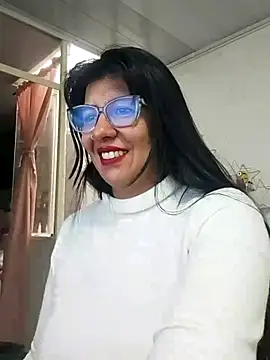 Snapshot of aisha_latina chatting on February 2026 02:58:01 PM aisha latina online show from February 2026 02:58:01 PM