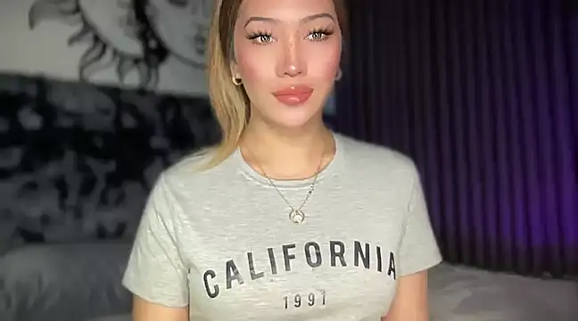 Snapshot of Jasmine_Elcock chatting on February 2025 01:16:02 PM Jasmine Elcock online show from February 2025 01:16:02 PM