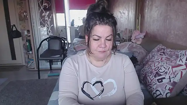 femme fatale1 online show from November 2025 12:48:01 PM