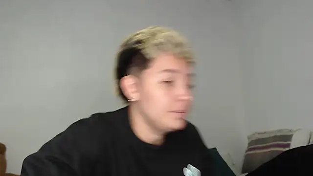 Snapshot of kathy_luisa chatting on March 2026 01:05:02 AM kathy luisa online show from March 2026 01:05:02 AM