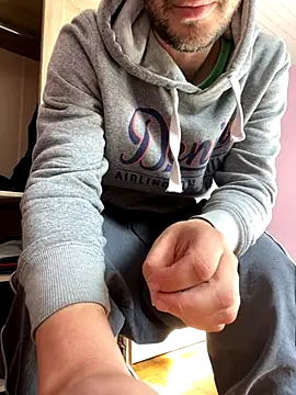 Snapshot of Taxidriver1988 chatting on September 2025 12:54:02 PM Taxidriver1988 online show from September 2025 12:54:02 PM