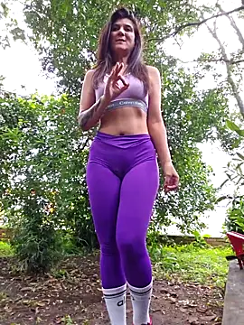 Snapshot of Yuky_ta chatting on March 2025 06:12:01 PM Yuky ta online show from March 2025 06:12:01 PM