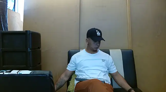 Black hot266 online show from December 2024 01:33:01 PM