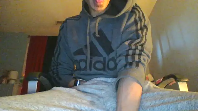 Snapshot of hottboyy45 chatting on May 2026 04:45:01 PM hottboyy45 online show from May 2026 04:45:01 PM