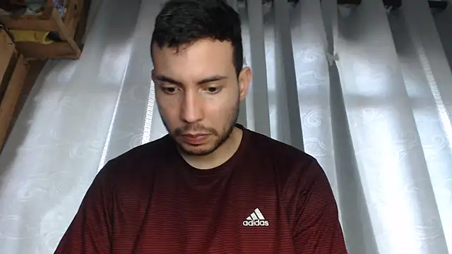 Snapshot of Armando_2002 chatting on February 2025 06:53:01 PM Armando 2002 online show from February 2025 06:53:01 PM