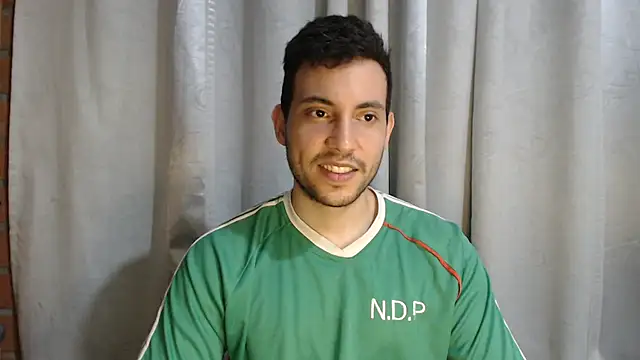 Snapshot of Armando_2002 chatting on March 2025 05:03:01 AM Armando 2002 online show from March 2025 05:03:01 AM