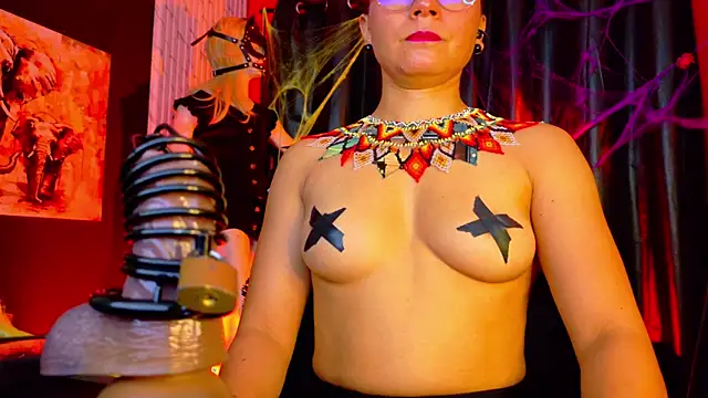 Snapshot of MistressSlut1 chatting on October 2025 11:22:02 AM MistressSlut1 online show from October 2025 11:22:02 AM