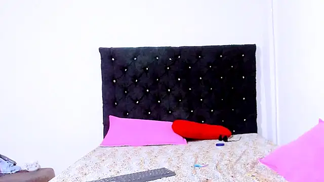 valen colombian69 online show from February 2025 06:42:02 AM