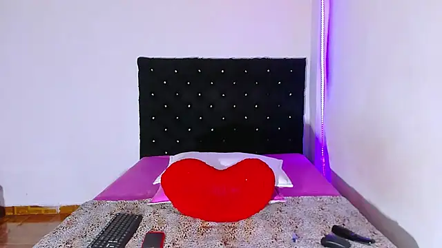 valen colombian69 online show from March 2026 08:48:01 AM