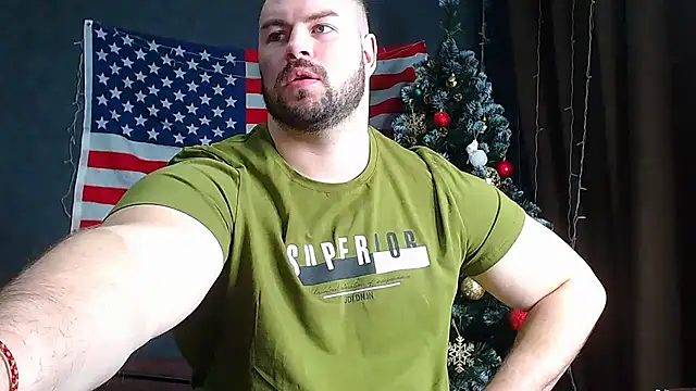 Snapshot of muscularjohnforuX chatting on January 2025 07:04:01 AM muscularjohnforuX online show from January 2025 07:04:01 AM