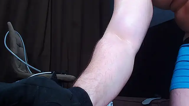 Snapshot of muscularjohnforuX chatting on March 2026 07:52:02 PM muscularjohnforuX online show from March 2026 07:52:02 PM