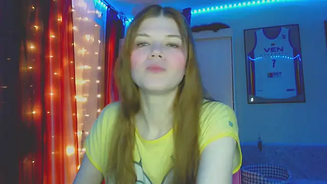 Snapshot of Klementa chatting on June 2026 07:08:02 PM Klementa online show from June 2026 07:08:02 PM