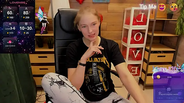  fiona Love online show from March 2025 09:49:01 PM