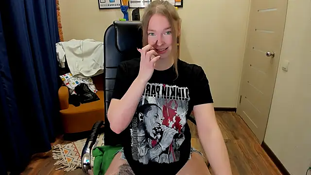  fiona Love online show from February 2026 08:15:01 PM