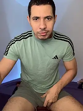 Snapshot of steven_clain chatting on December 2024 05:58:02 PM steven clain online show from December 2024 05:58:02 PM