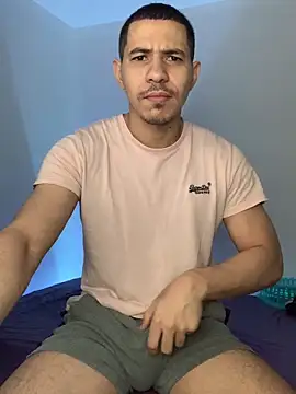 Snapshot of steven_clain chatting on December 2024 11:05:01 PM steven clain online show from December 2024 11:05:01 PM