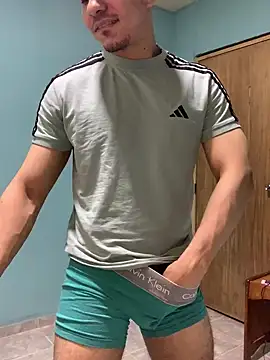 Snapshot of steven_clain chatting on December 2024 07:33:02 AM steven clain online show from December 2024 07:33:02 AM