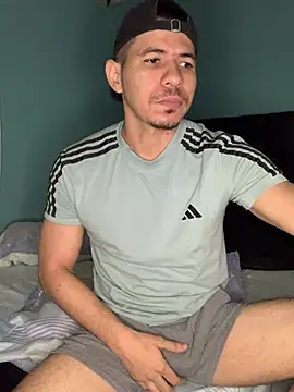 Snapshot of steven_clain chatting on January 2025 04:27:02 AM steven clain online show from January 2025 04:27:02 AM