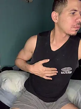 Snapshot of steven_clain chatting on January 2025 09:19:01 PM steven clain online show from January 2025 09:19:01 PM