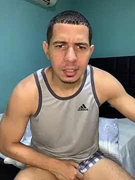 Snapshot of steven_clain chatting on January 2025 04:25:02 AM steven clain online show from January 2025 04:25:02 AM