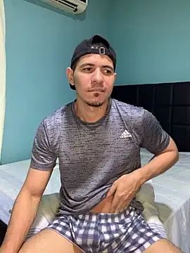 Snapshot of steven_clain chatting on January 2025 07:49:01 AM steven clain online show from January 2025 07:49:01 AM