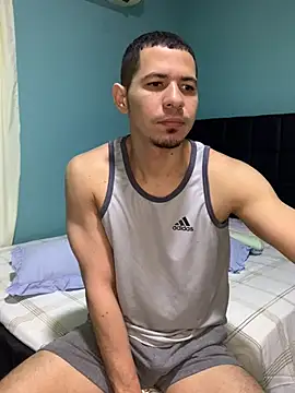 Snapshot of steven_clain chatting on January 2025 04:37:01 AM steven clain online show from January 2025 04:37:01 AM